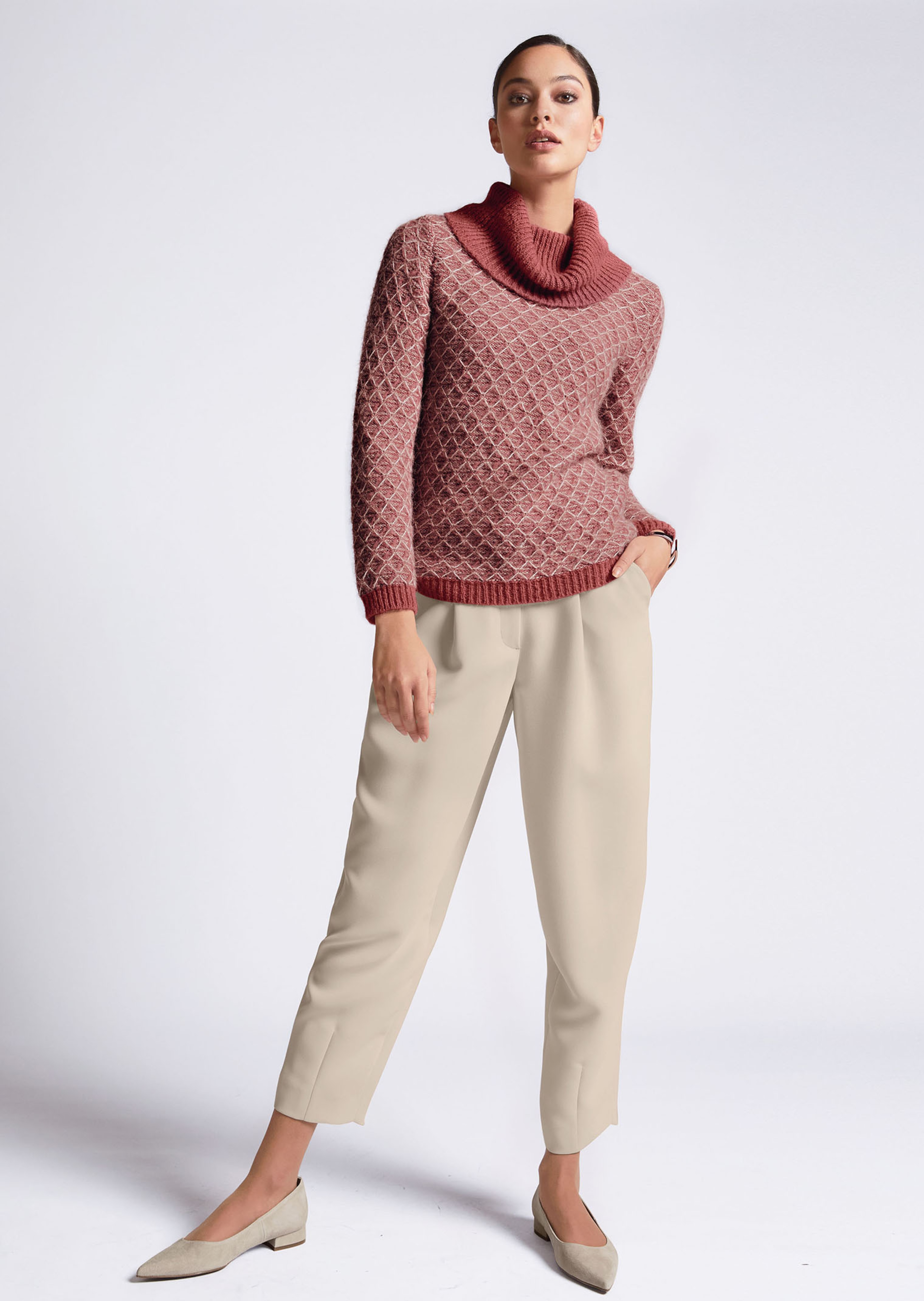 Pullover mit großem Capouchonkragen