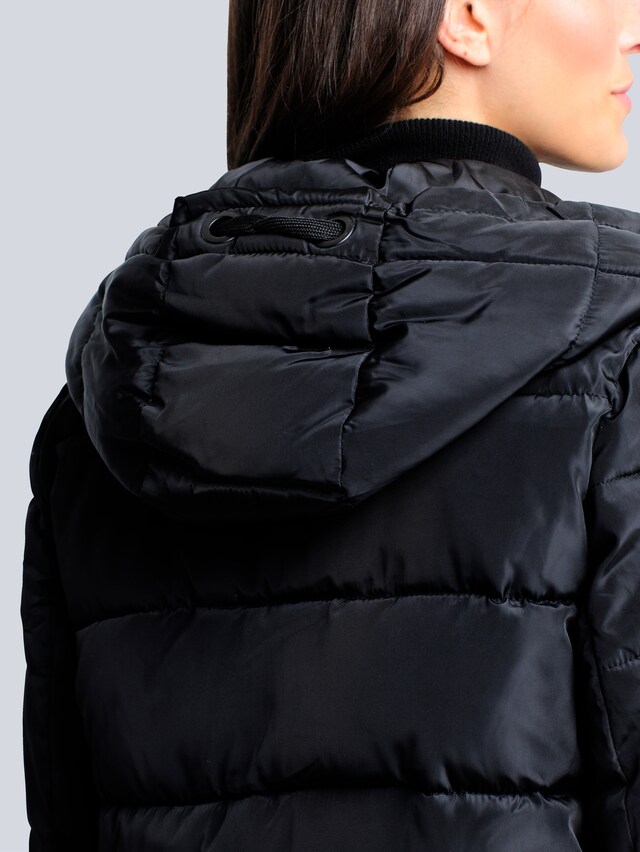 Steppjacke mit stylisch markantem Reißverschluss 2