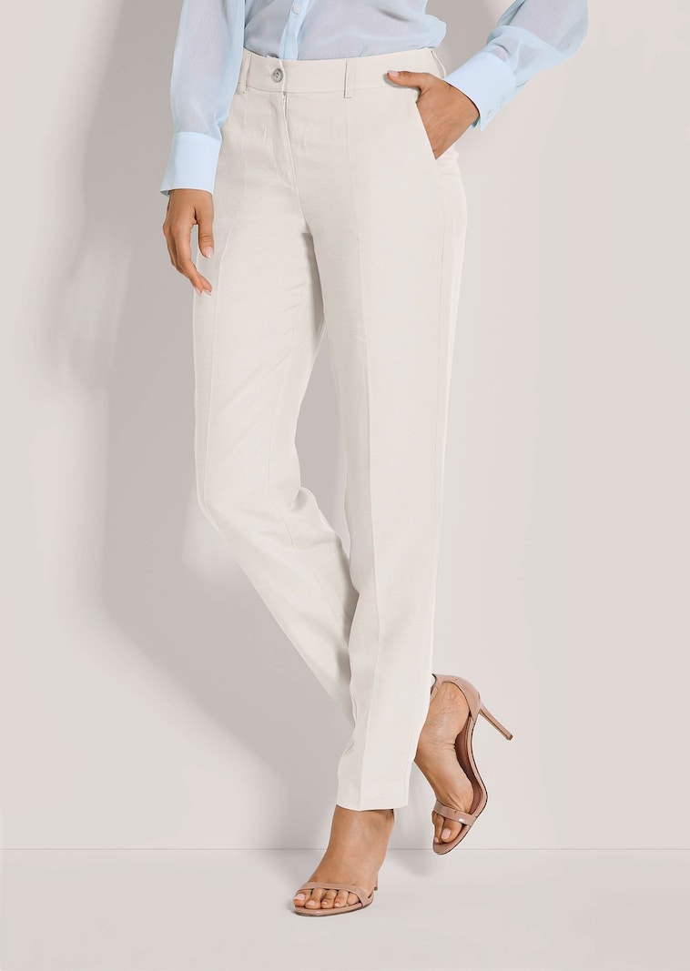 Bügelfalten-Hose mit Leinen