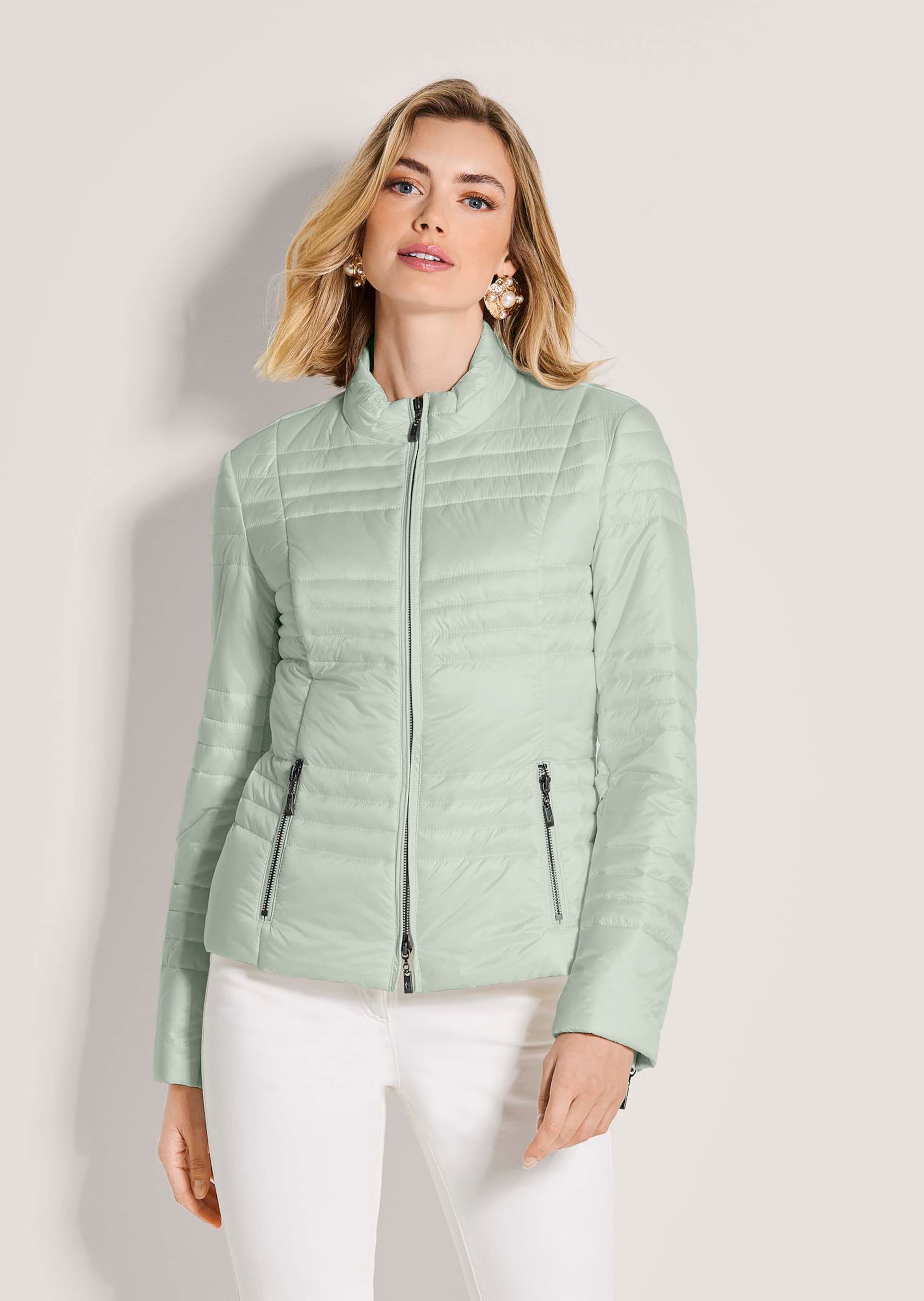 Leichte Steppjacke mit Stehkragen