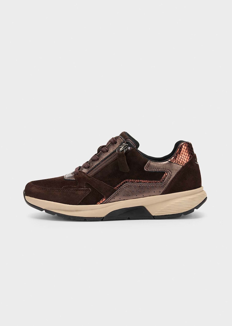 Sneakerit mesh-vuorilla