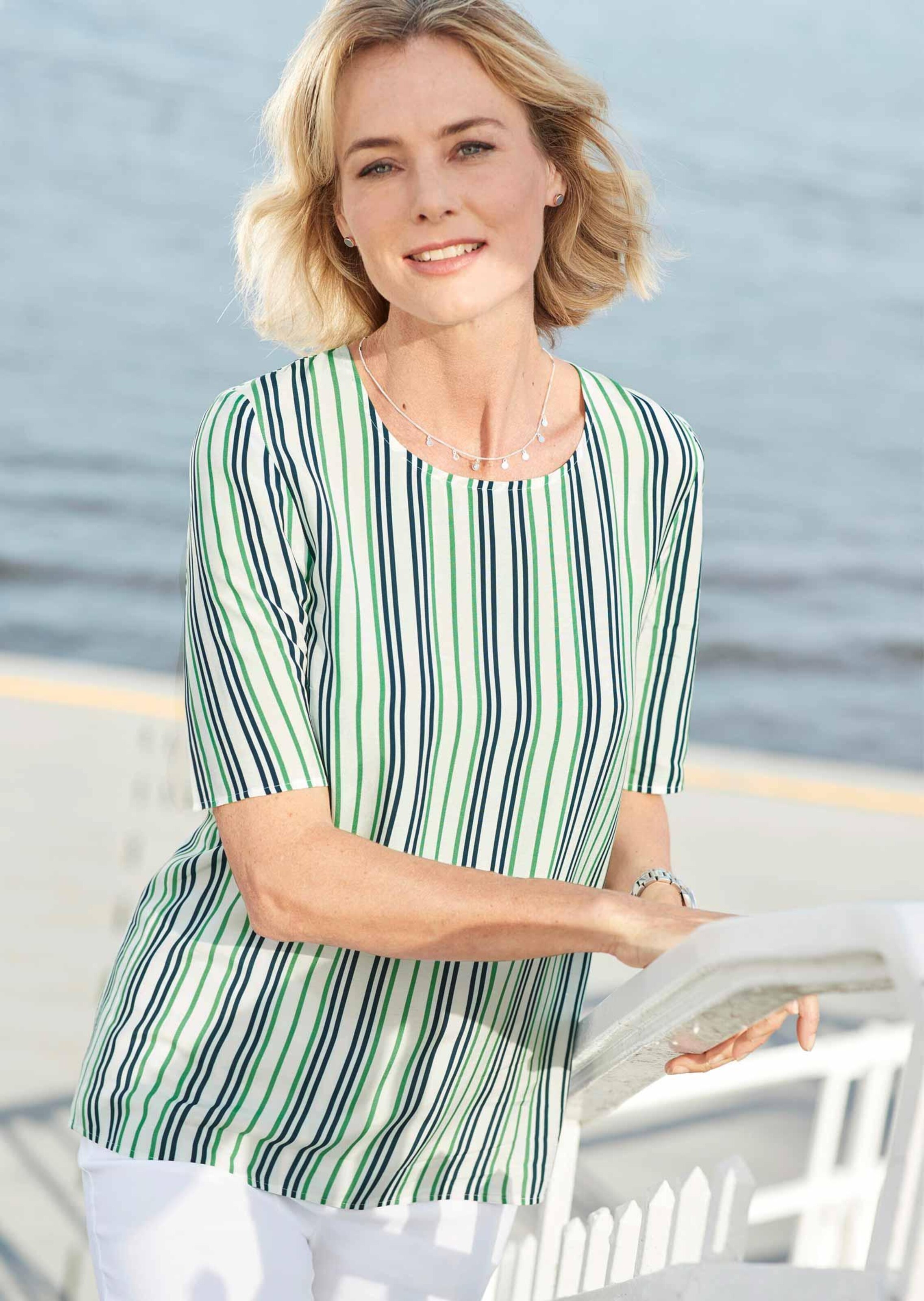 Chemisier rayé en viscose fluide - blanc / marine / vert / rayé - Gr. 42 de Goldner Fashion