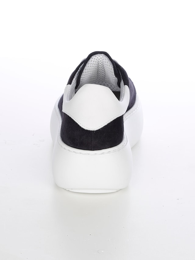Plateau-Sneaker 3