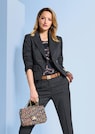 Nadelstreifen-Blazer in verkürzter Form thumbnail 7