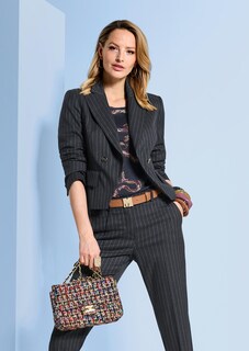 Nadelstreifen-Blazer in verkürzter Form thumbnail 7