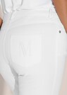 «M»-Jeans in gerader Form mit Logo-Stickerei thumbnail 5