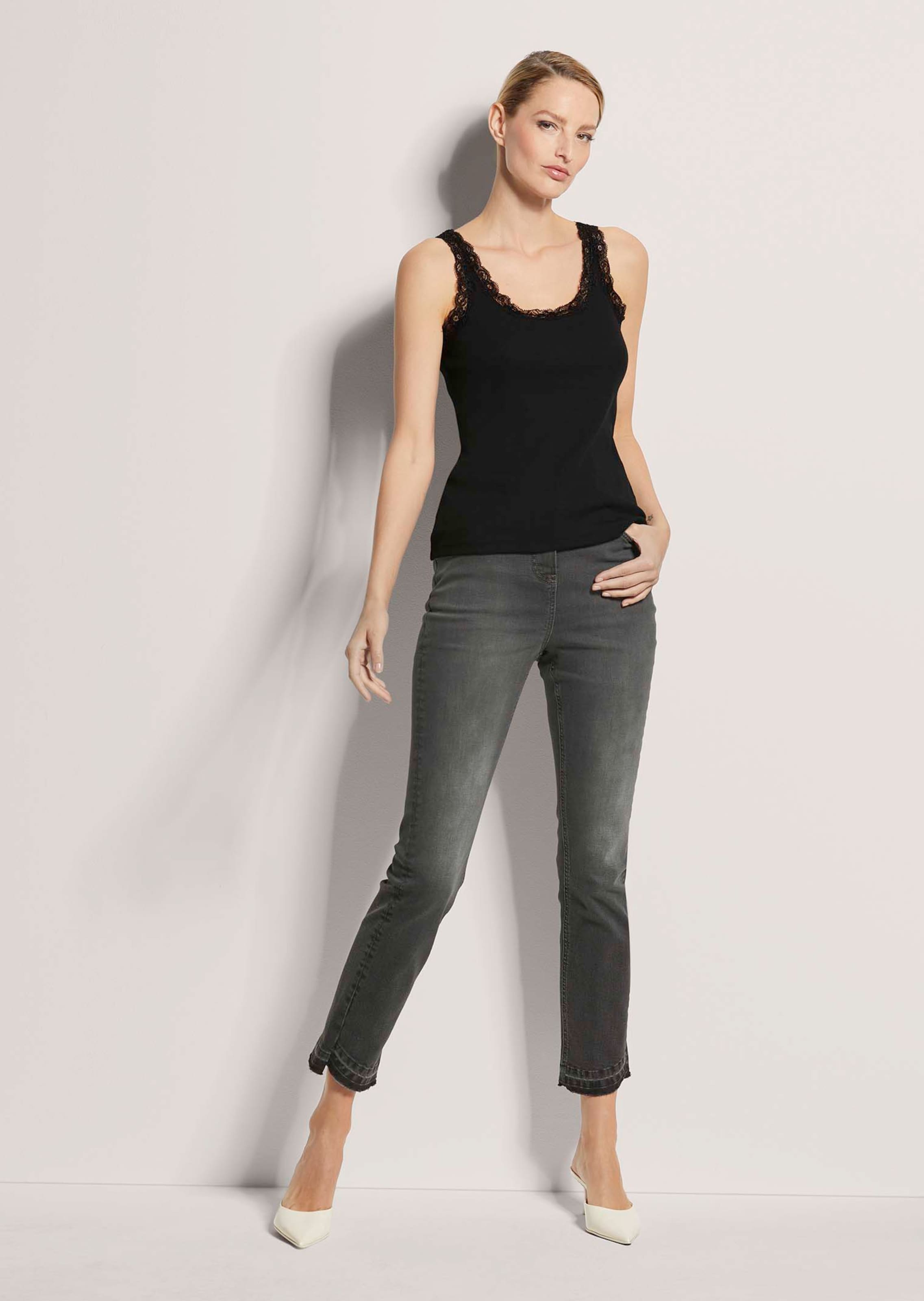 Camisole top in black | MADELEINE Fashion