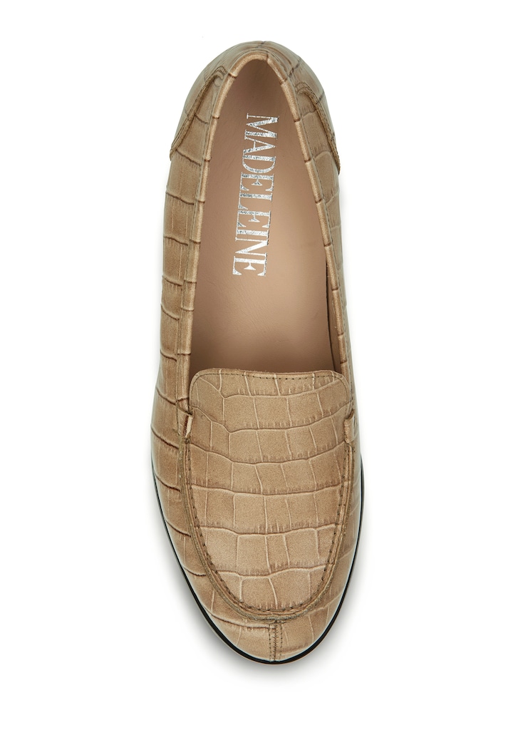 Embossed leather moccasin 2