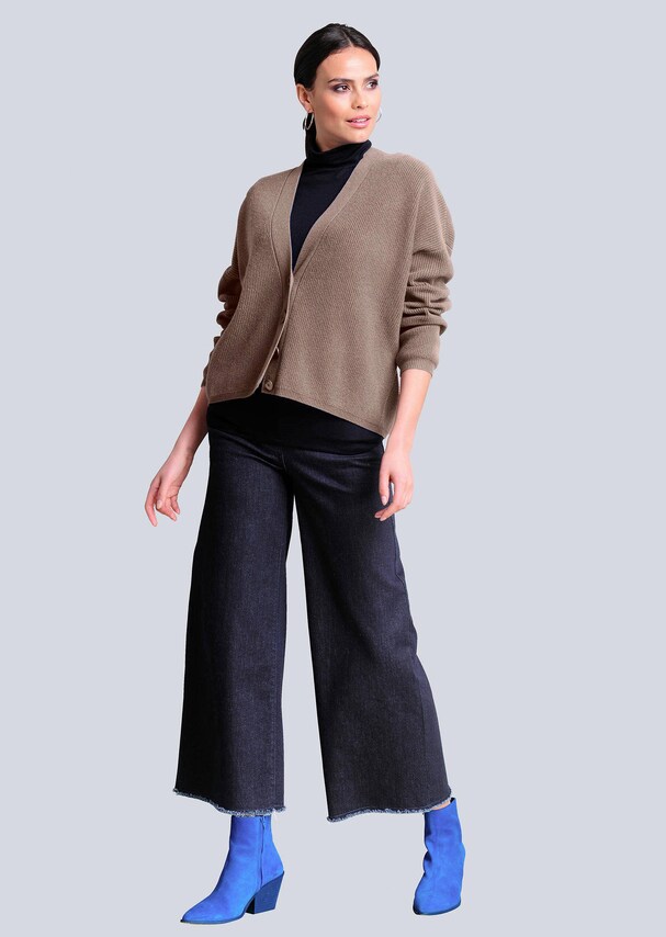 Strickjacke aus hochwertiger reiner Kaschmirqualität 1