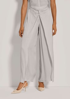 Trousers thumbnail 1
