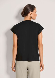 T-shirt thumbnail 3