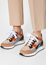 Sneaker aus Ziegenvelours mit glänzendem Logo-Patch thumbnail 1