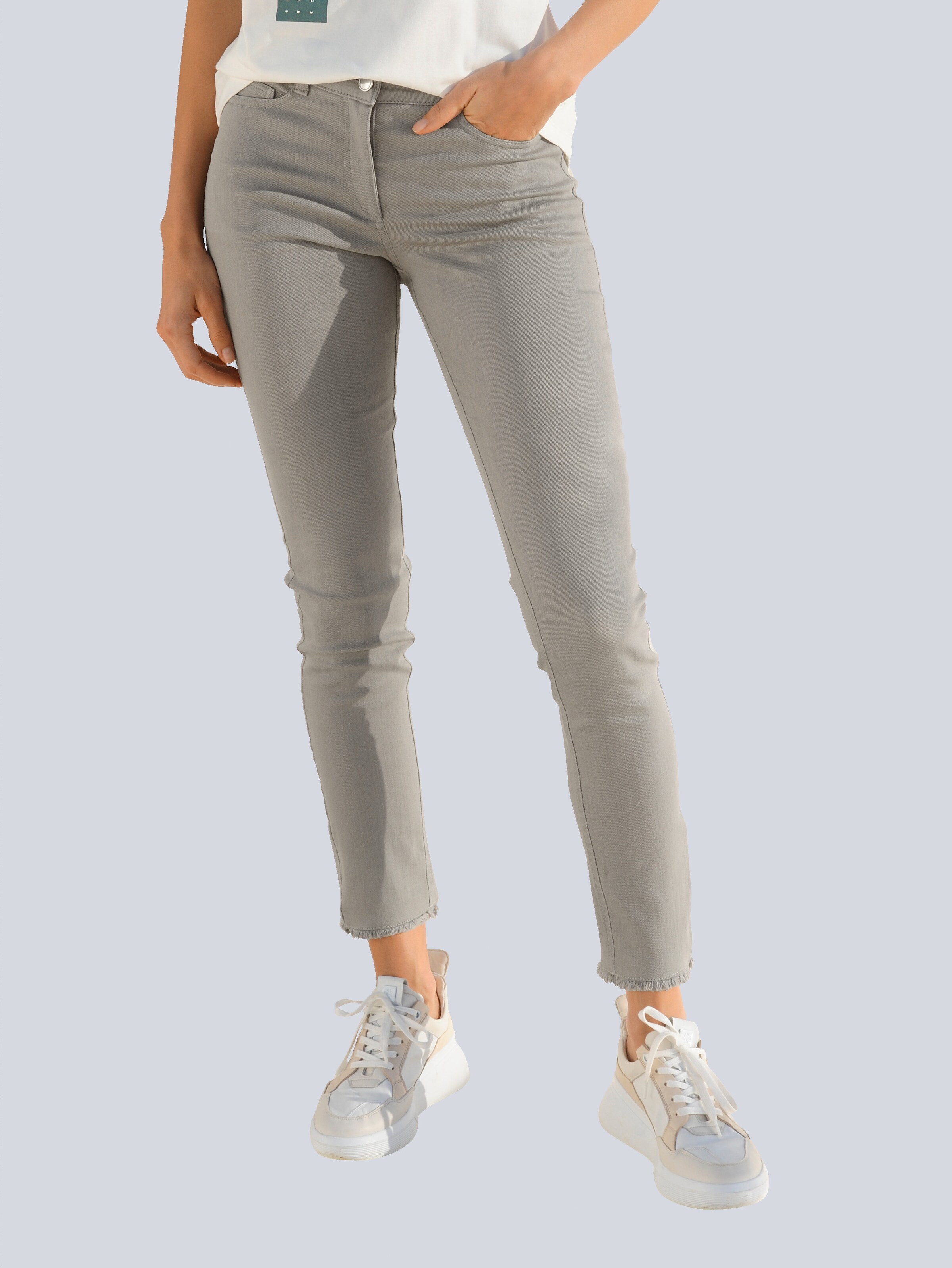 Jeans in 5-Pocket Style 1